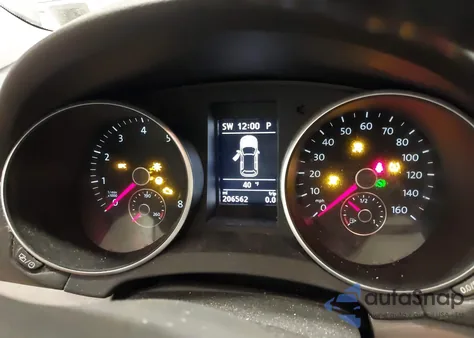 2013 Volkswagen Golf 2.5L 4-Door z USA, uszkodzony, nr VIN WVWDB7AJXDW024756